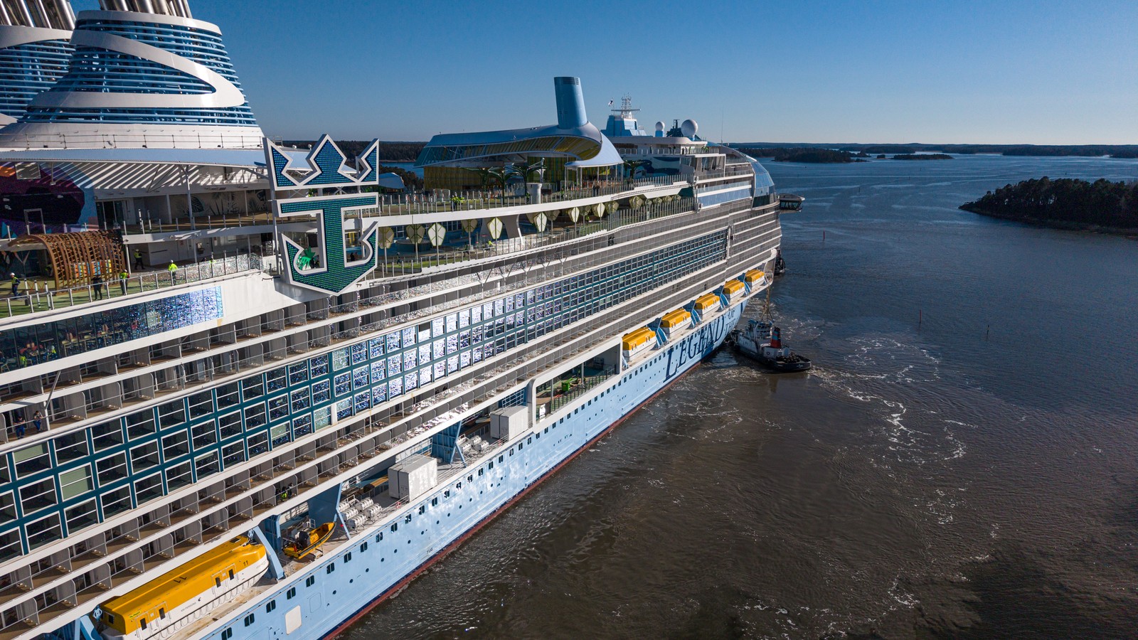 Legend of the Seas en essais en mer, photographie officielle Royal Caribbean