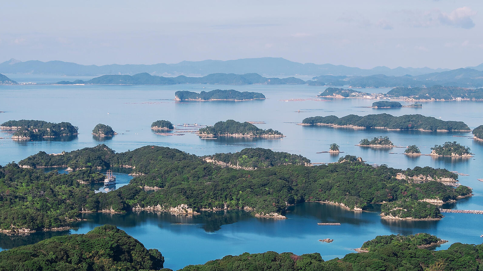 Archipel japonais observé depuis les hauteurs, photographie officielle PONANT